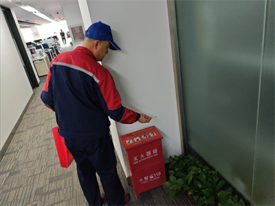 灭蟑胶饵正确使用方法